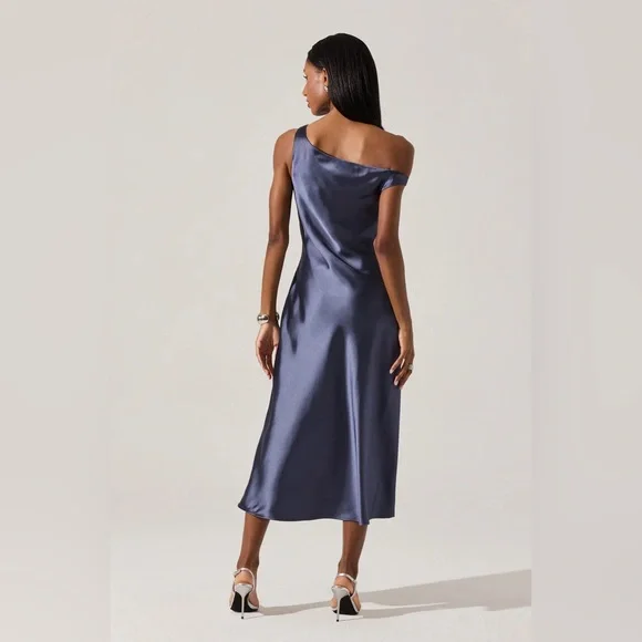 Elain Satin Off Shoulder Midi Dress, NWT - Picture 3 of 3